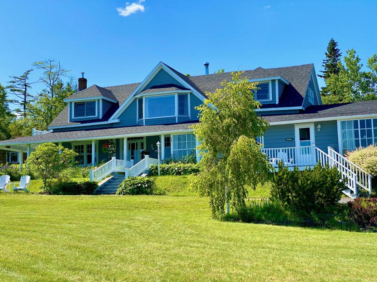 Broadwater Inn & Cottages Baddeck Inlet Екстериор снимка