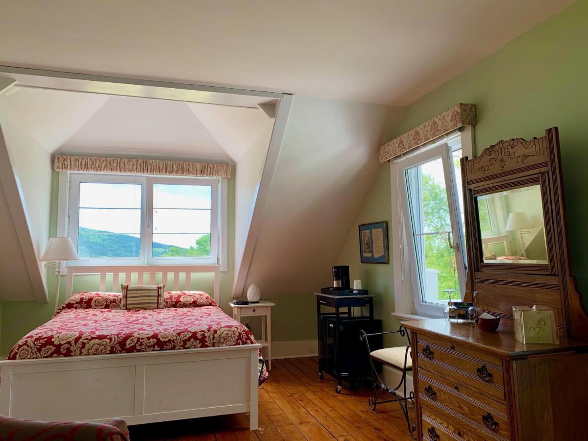 Broadwater Inn & Cottages Baddeck Inlet Екстериор снимка