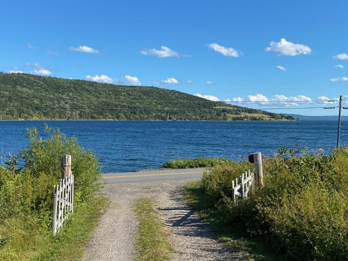 Broadwater Inn & Cottages Baddeck Inlet Екстериор снимка