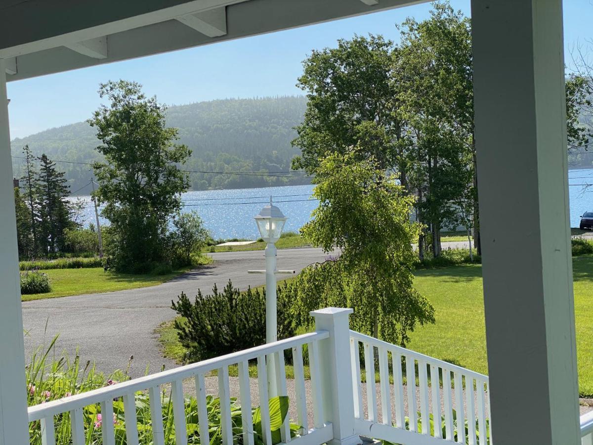 Broadwater Inn & Cottages Baddeck Inlet Екстериор снимка